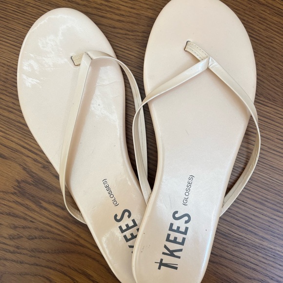 TKEES Shoes - TKEES Glosses Patent Nude Minimalist Flip Sandals